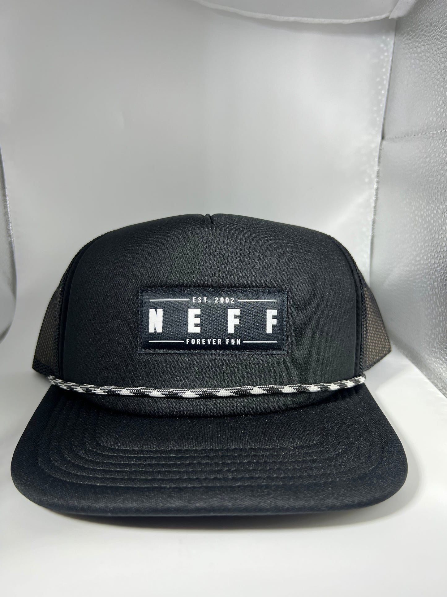 Neff Forever Fun Snapback Trucker Style Hat, Black  OSFA Excellent Condition